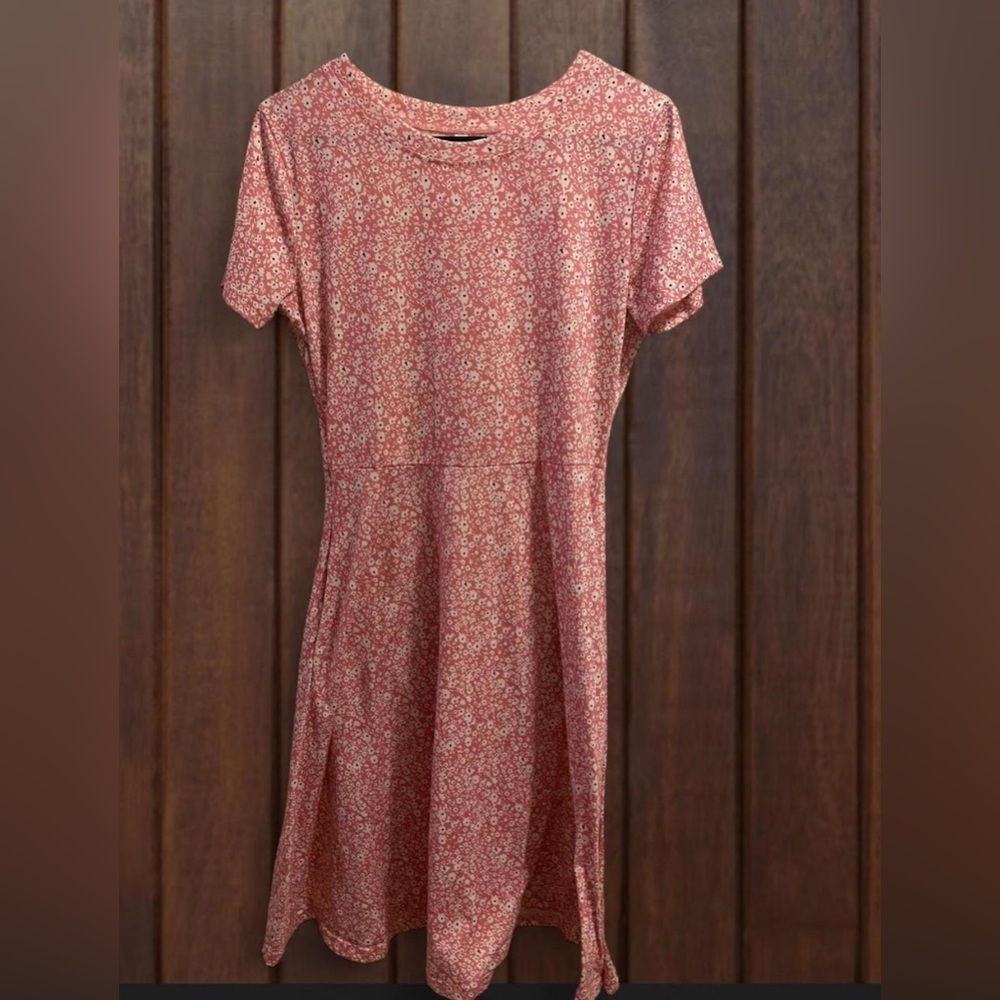 Pink Floral Patterned Top